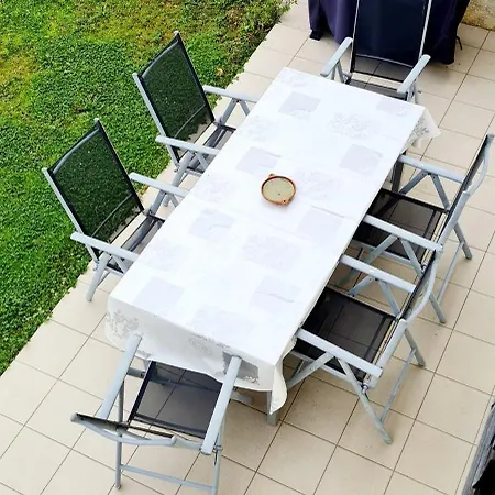 Apartment Sur